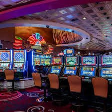 aak999 Baccarat ဂိမ်း Cards ဖြင့် Player Banker ဆန့်ကျင်ကစားနည်း